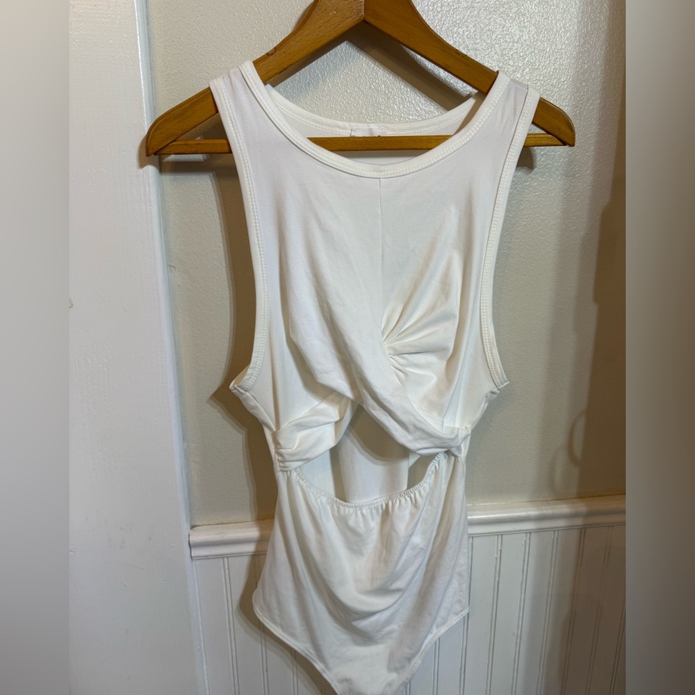 Le Lis Collection White Bodysuit